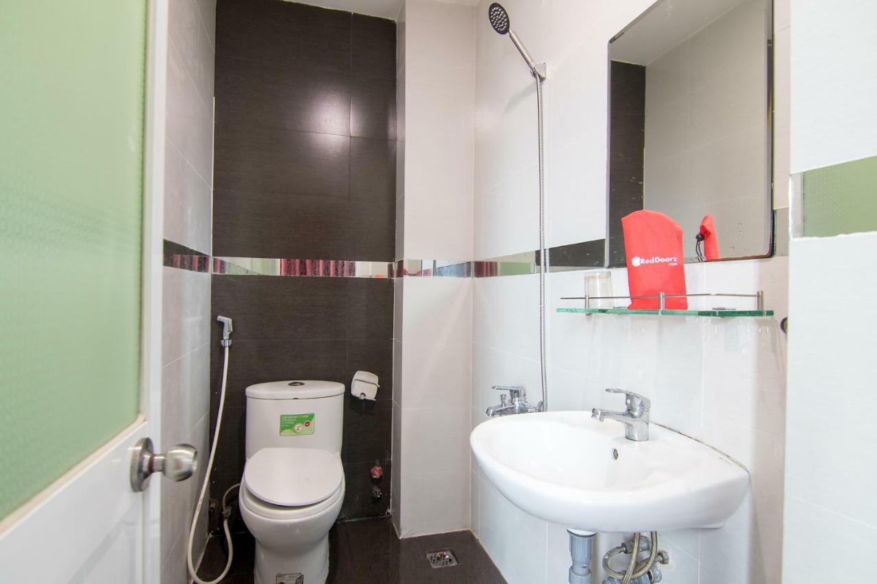 Reddoorz Plus Near Mien Tay Bus Station 2 TP. Hồ Chí Minh Ngoại thất bức ảnh